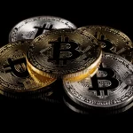 Від Bitcoin до готівки: фінансово-політичний підхід до розуміння сучасних економічних систем